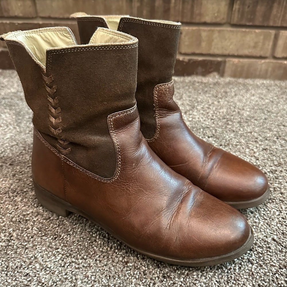 OluKai Kaupili Short Leather & Suede Boots Brown 7